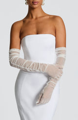 Fioreclo Adara Gloves in Ivory