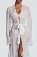 Fioreclo Amelia Dressing Gown in Ivory