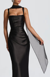 Fioreclo Aylah Scarf in Black