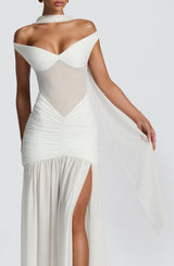 Fioreclo Aylah Scarf in Ivory