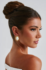 Fioreclo Azra Earrings in Ivory/Gold