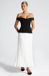 Fioreclo Blakely Top in Black