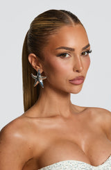 Fioreclo Dakonna Earrings in Silver