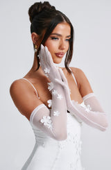 Fioreclo Dalaria Gloves in Ivory