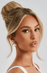 Fioreclo Davinia Earrings in Gold