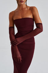 Fioreclo Elira Gloves in Cherry Lacquer