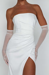 Fioreclo Elira Gloves in Ivory