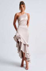 Fioreclo Esmeryn Maxi Dress in Champagne