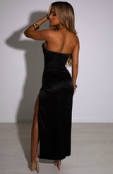 Fioreclo Everleigh Maxi Dress in Black