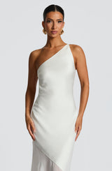 Fioreclo Fabelle Gown in Ivory
