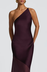 Fioreclo Fabelle Gown in Plum