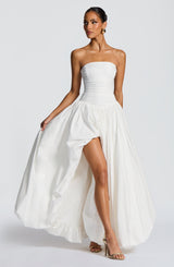 Fioreclo Jilena Maxi Dress in Ivory