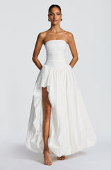 Fioreclo Jilena Maxi Dress in Ivory