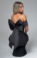 Fioreclo Joannah Maxi Dress in Black