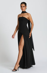 Fioreclo Maliyana Maxi Dress in Black