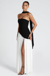 Fioreclo Maliyana Maxi Dress in Black/White
